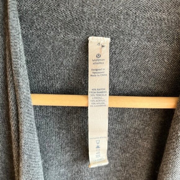 Lululemon Express Yourself Wrap Size 4 Gray Cashmere - Picture 8 of 9